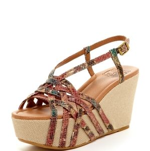 🆕️ Lucky Brand Stacey Wedge Sandal